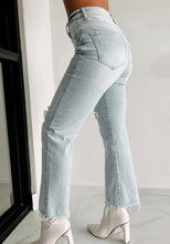 Load image into Gallery viewer, Sequin Patch Jeans