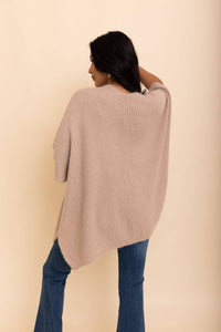 Chic Boucle Cozy Cardigan Poncho – Perfect for Fall & Winter