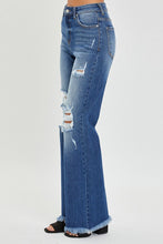 Load image into Gallery viewer, Risen Distressed Straight Jeans