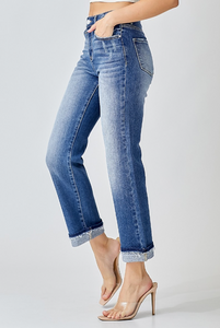 Risen Ankle Straight Jeans